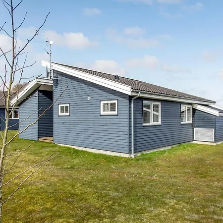 Holiday home Ro Golfferiehuse Ro
